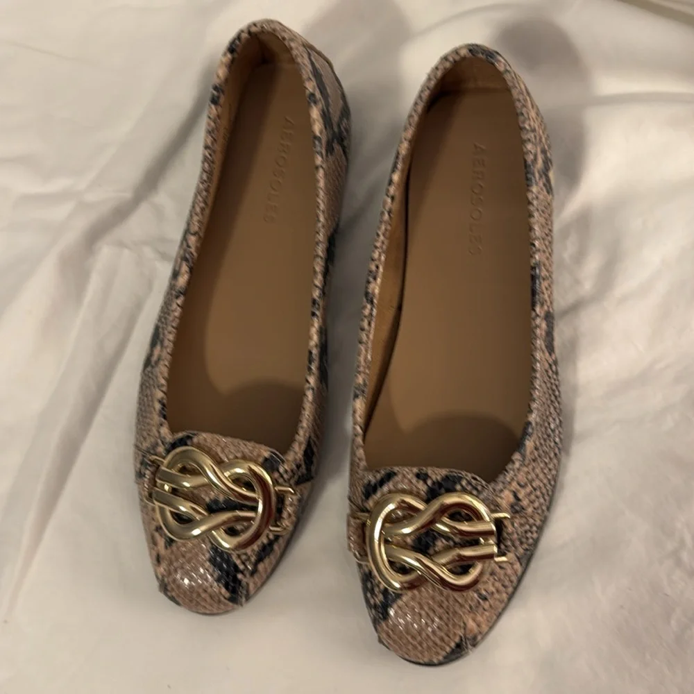 Aerosols Big Bet Natural Snake shoes gold buckle. Size 7M. Excellent condition. - Picture 2 of 3